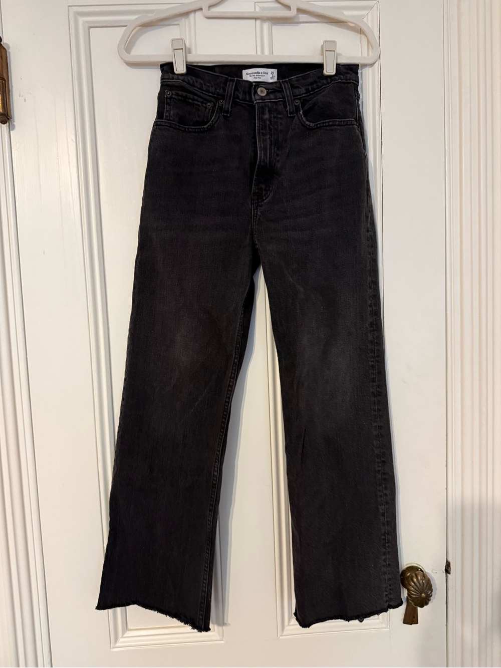 Abercrombie & Fitch 90s Relaxed Jean High Rise Size 26 Extra Short Inseam 27.5”